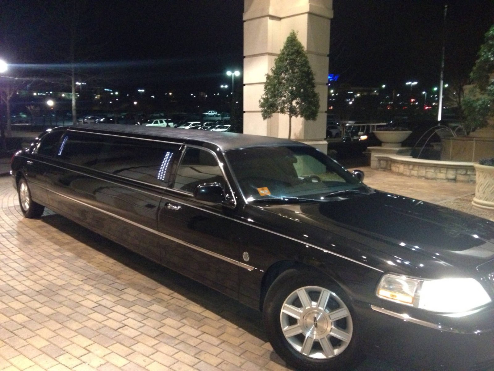 Prom & Graduation — Ballantyne Limousine, photo 5 of 8
