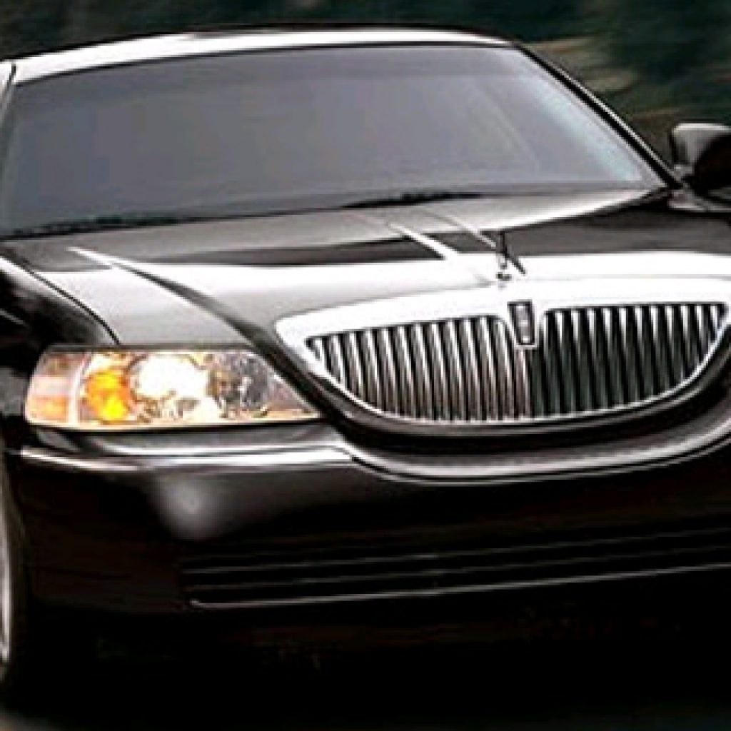 Chauffeured Car Service — Ballantyne Limousine, photo 3 of 11