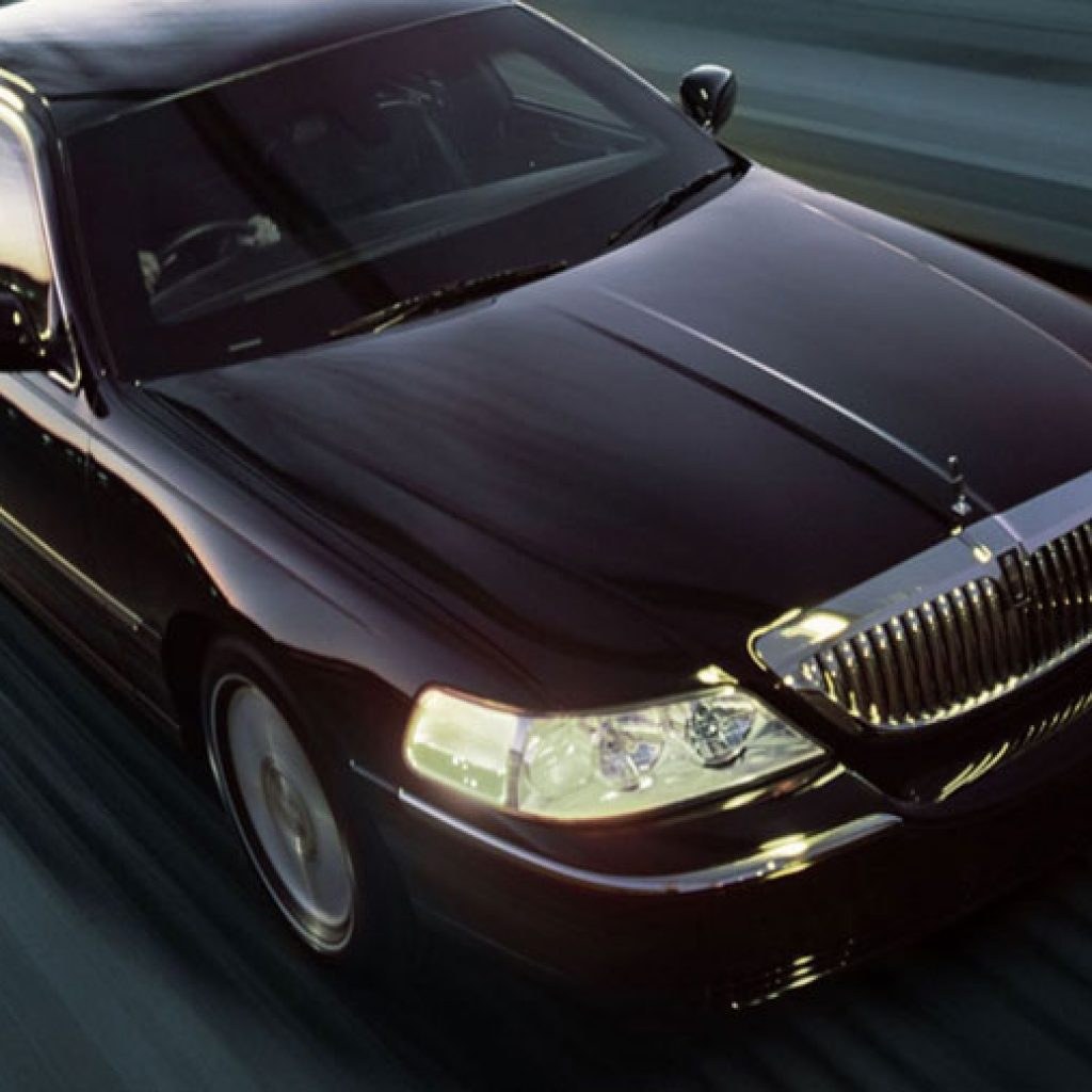 Chauffeured Car Service — Ballantyne Limousine, photo 7 of 11
