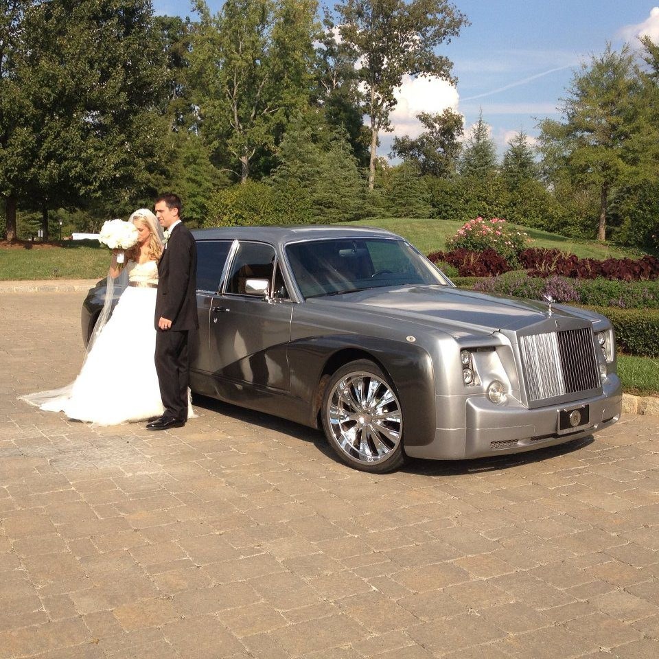 Wedding Limousine Service — Ballantyne Limousine, photo 10 of 12
